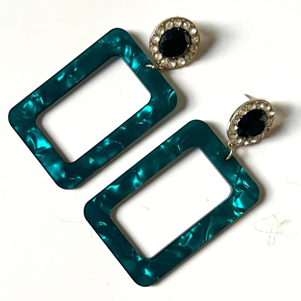 Glam Green Tortoise Look Large Dangle Earrings